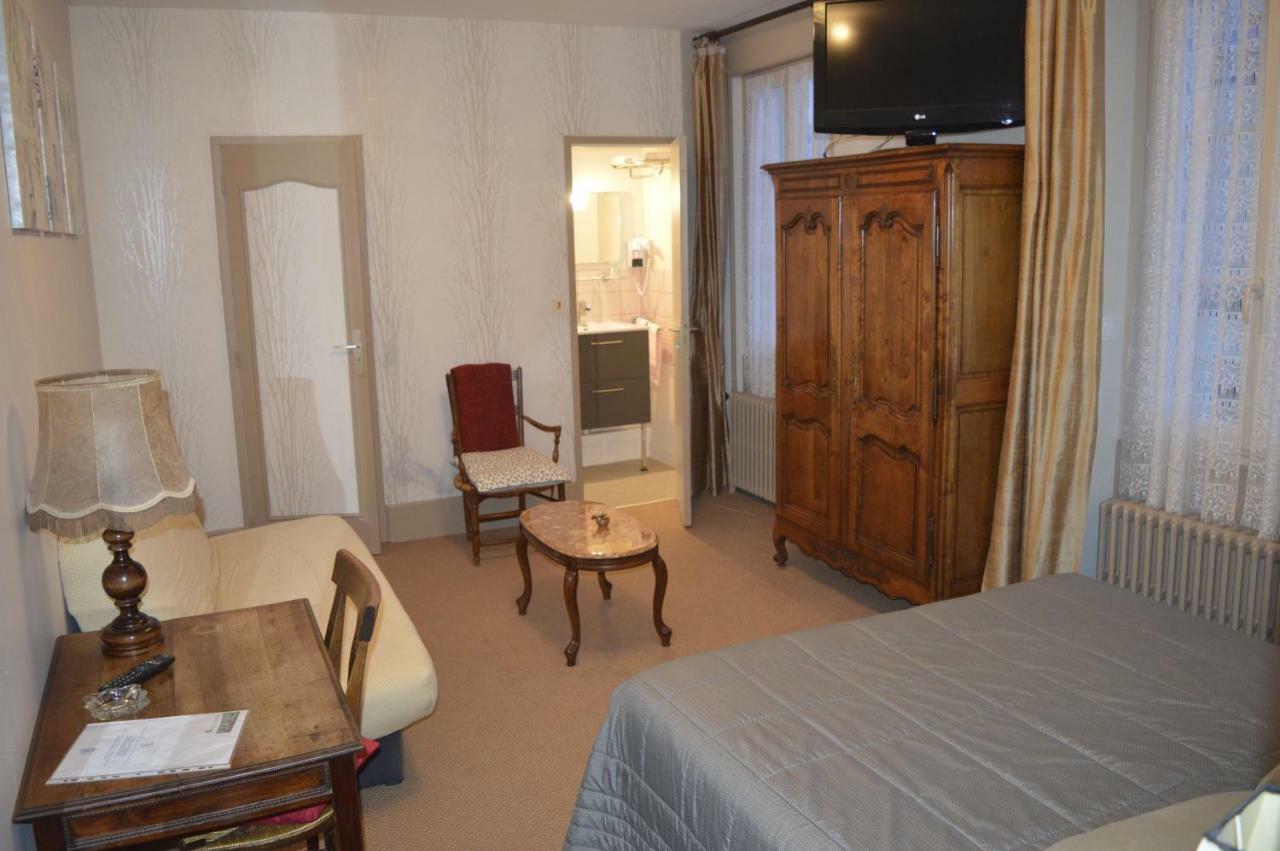 Logis Hotel Le Cor D'Argent Esterno foto